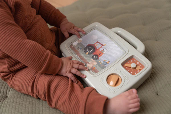 Little Dutch Little Farm Musical TV Toy