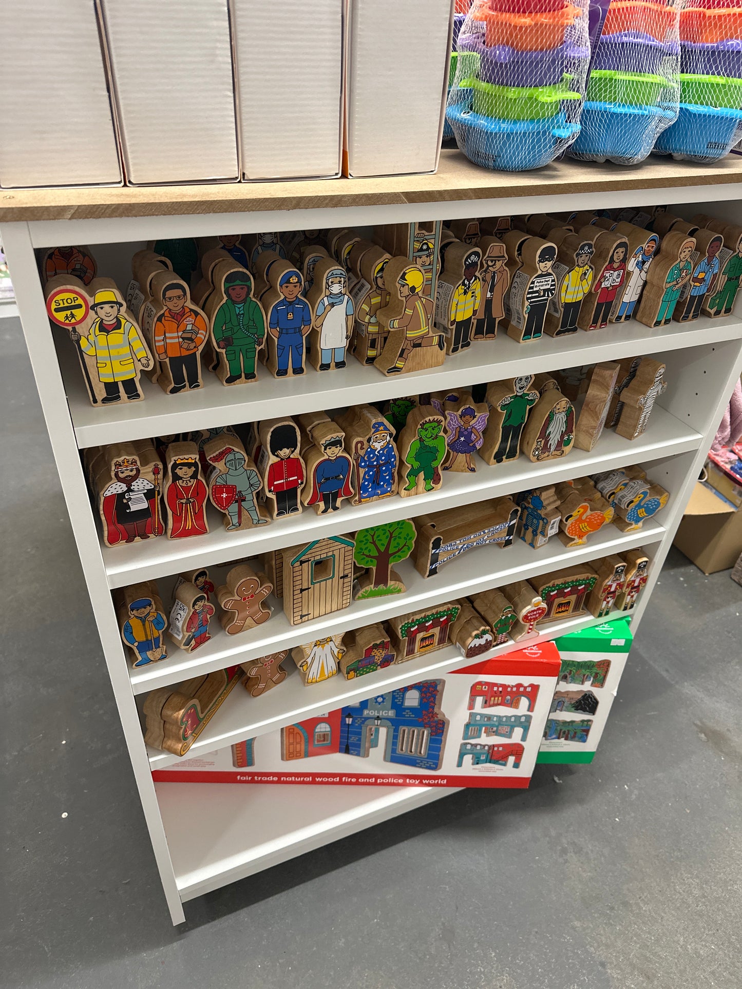 Lanka Kade Figures 4 for £10