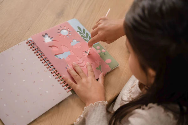 Little Dutch Scratch book - Rosa & Friends