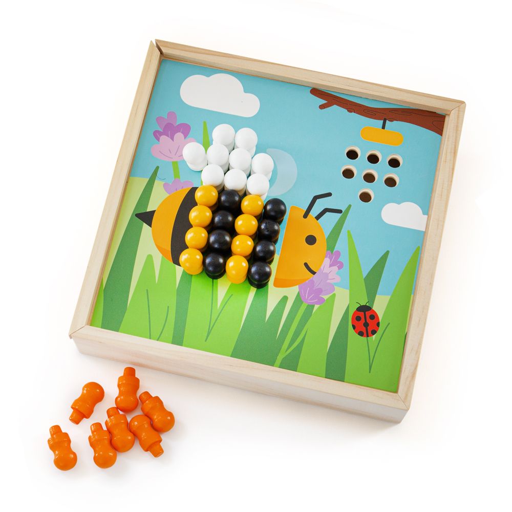 Wooden Garden Peg Board Art Set by Bigjigs