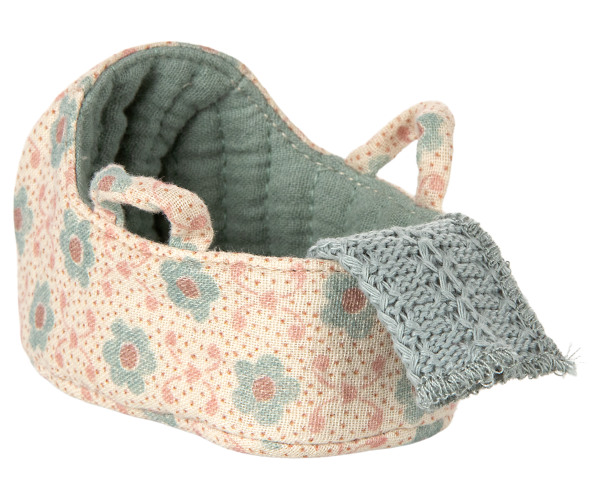 Maileg Carry Cot, Baby Mouse - Blue