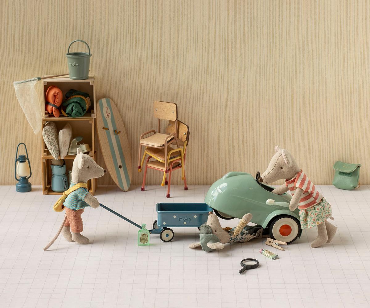 Maileg - Car Mouse Mint