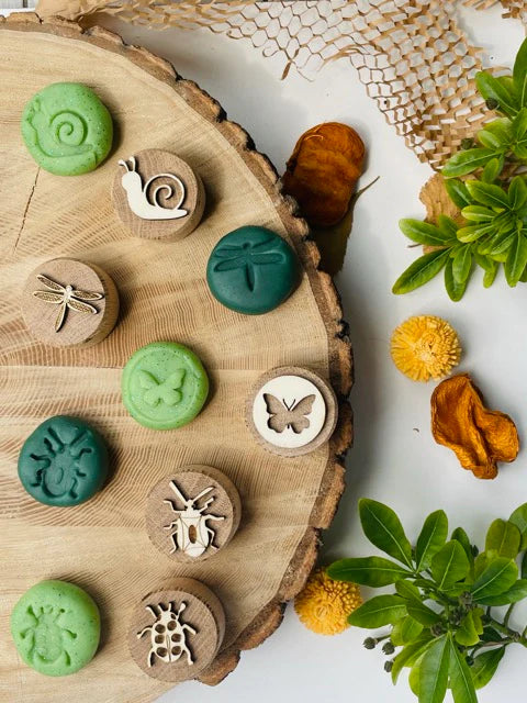 Curiosity Corner Garden Life Oak Stamps