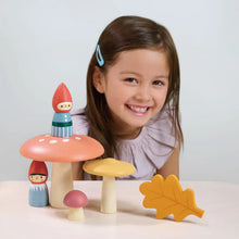 Load image into Gallery viewer, Woodland Gnome Family by Tenderleaf Toys
