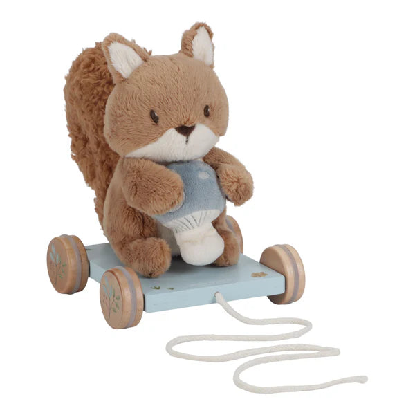 Squirrel Boo Little Dutch Pull along Squirrel – Boo's Toy Shop