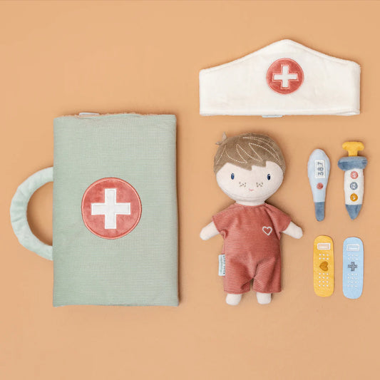 Little Dutch Sleep Over Doctor Playset - Jim